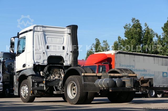 Truck chassis MERCEDES-BENZ ANTOS 1851 ADR Fahrgestell Retarder Vollluft ADR