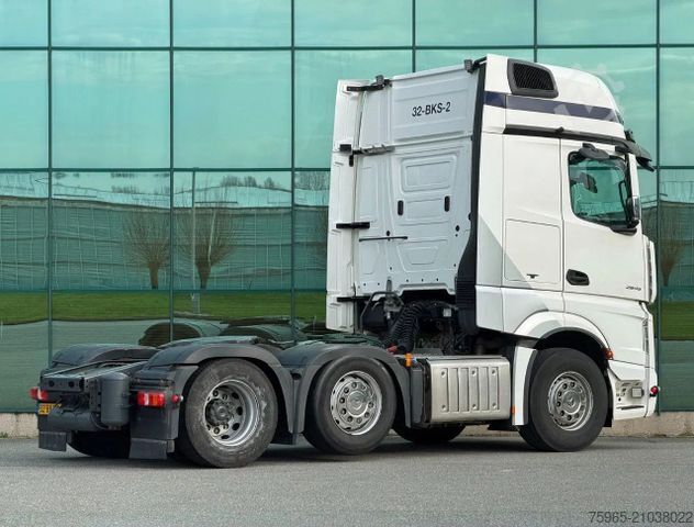 Standard tractor unit MERCEDES-BENZ Actros 2645 GIGA SPACE 6X2 769.500 KM SUPER COND