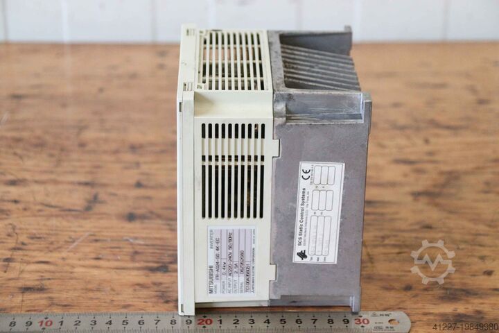 Frequency converter 0.4 kW Mitsubishi FR-A024-SO.4K-EC