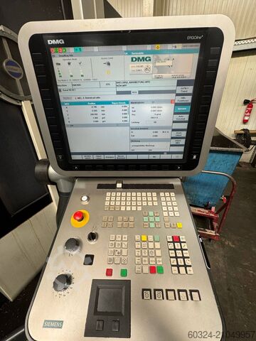 CNC - Bearbeitungszentrum - 5 Achsen DMG DMC 60 U duoBLOCK