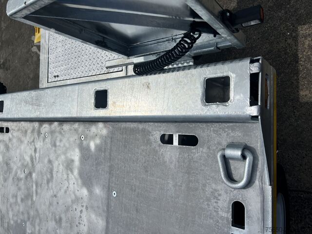 Tieflader Anhänger Möslein T 3-9,20 F  3 Achs Tieflader mit gerader Ladefläche 9 m, Neufahrzeug