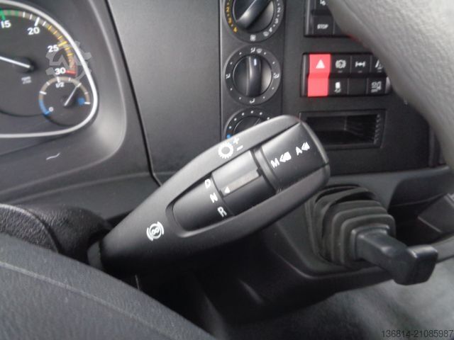 LKW mit Getränkeaufbau MERCEDES-BENZ Atego 1223 L 5,8 M Schwenkwand RFK Spurassi