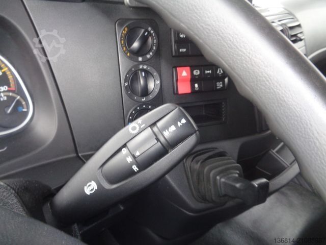 LKW mit Getränkeaufbau MERCEDES-BENZ Atego 1223 L 5,8 M Schwenkwand RFK Spurassi