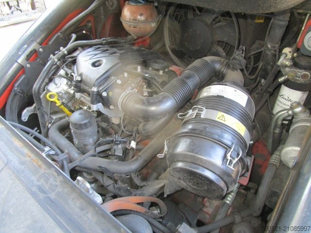 Dieselstapler Linde H25D-02 - Triplex-Freihub 4,7m + Seitenschieber