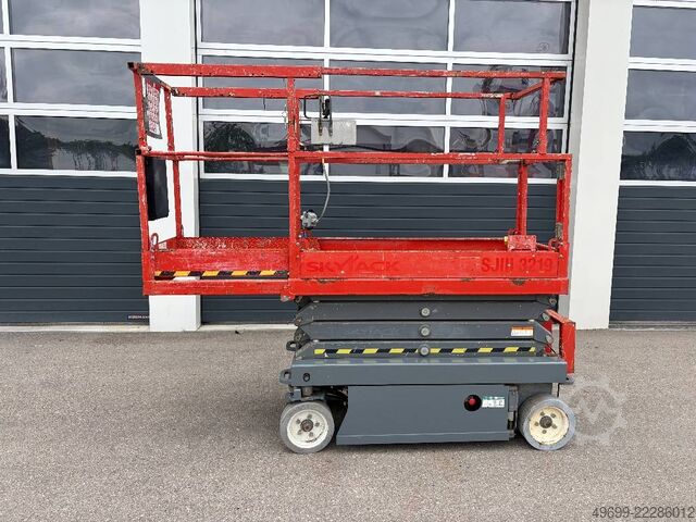 Scherenhebebühne SkyJack SJ3219  7,80m Scherenarbeitsbühne