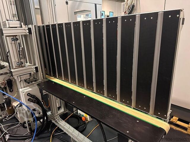 CNC vertical working center Brema Vektor 15 - 13