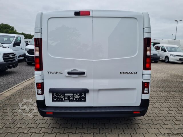 Kühltransporter Renault Trafic Kühlkasten L2 KLIMA KAMERA LED TEMPOMAT