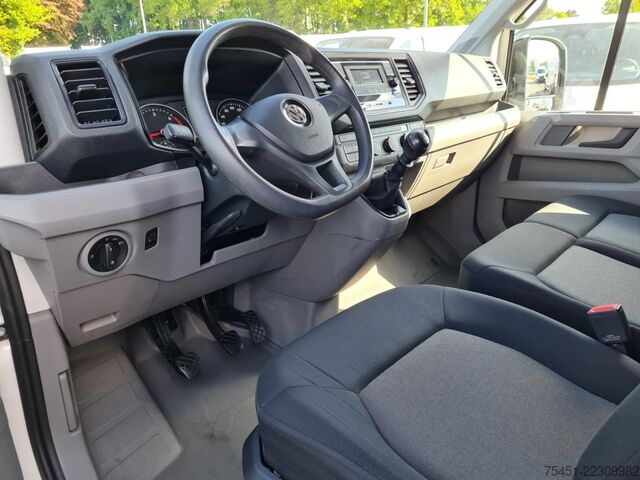 Kastenwagen VW Crafter 35 Kasten MR Holzladeboden TEMPOMAT PDC