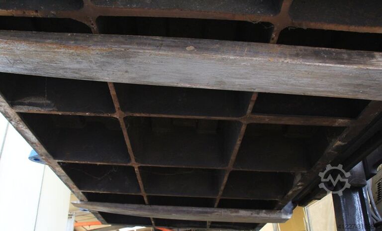 Clamping plate Guss 3000/1495/H302 mm