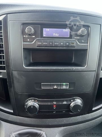 Kastenwagen MERCEDES-BENZ Vito 114 EXTRALANG 6G KLIMA SCHRÄNKE/REGALEN AHK
