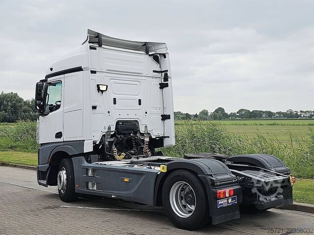 Standard-SZM MERCEDES-BENZ ACTROS 1845 LS . 2X TANK