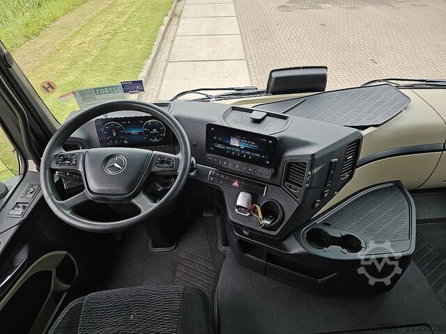 Standard-SZM MERCEDES-BENZ ACTROS 1845 LS . 2X TANK