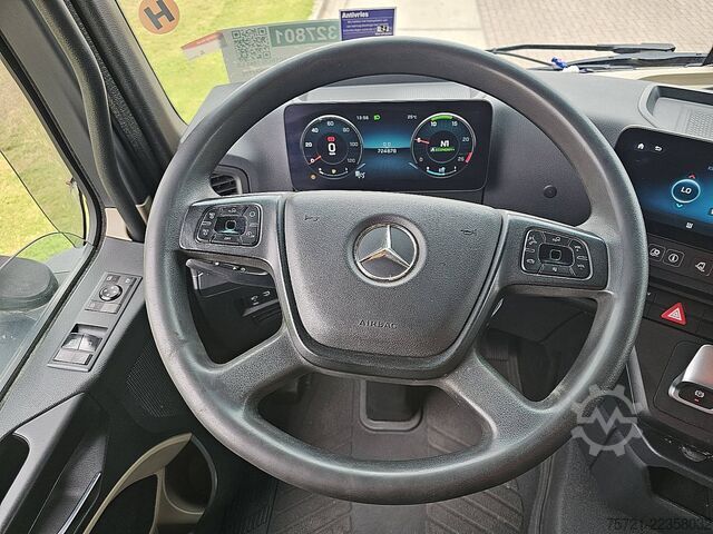 Standard-SZM MERCEDES-BENZ ACTROS 1845 LS . 2X TANK