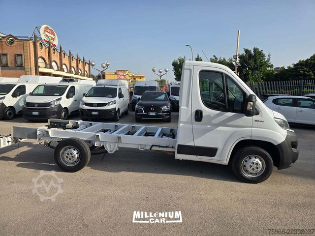 Van chassis FIAT FIAT DUCATO 2.3MJT 130CV 2019