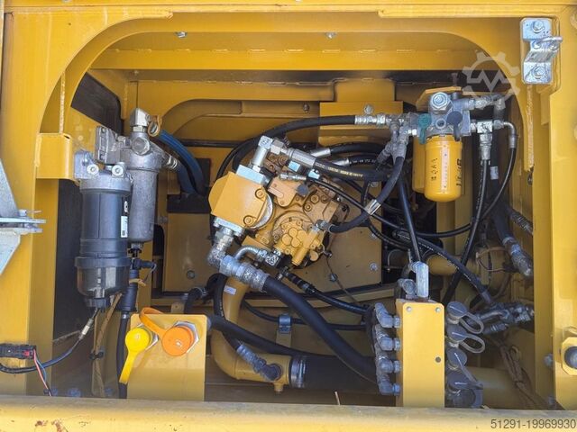Kettenbagger Caterpillar 326F LN