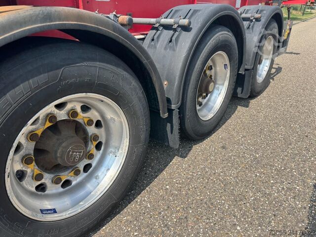 Container transport Schmitz Cargobull SCF24 20 FT Chassis / Tank / ADR / BPW Axles / ...