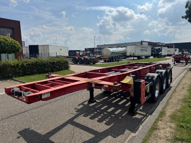 Container transport Schmitz Cargobull SCF24 20 FT Chassis / Tank / ADR / BPW Axles / ...