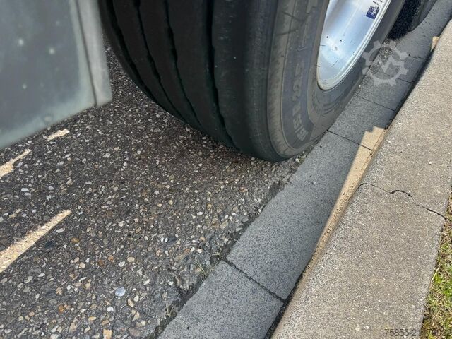 Container transport Schmitz Cargobull SCF24 20 FT Chassis / Tank / ADR / BPW Axles / ...