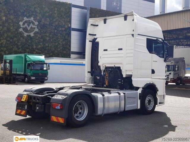 Standard tractor unit MAN 18.510 TGX GX Retarder Standklima 2xTank 2xLiege