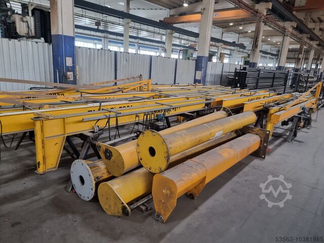Pillar cranes Demag /  Elmas 