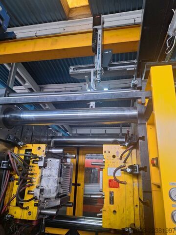 Injection molding machine CHEN HSONG JM1200-C3-SVP/2