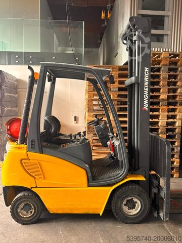 4-wheel forklift Jungheinrich TFG20 A