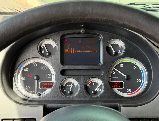 Box truck DAF CF 85.360 FAN EURO 5 AIRCO HEIWO ISOLATED BOX DH