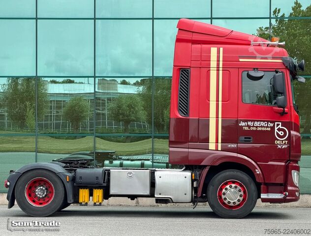 Standard tractor unit DAF XF 430 FT MX13 SPACE CAB PARK AIRCO 881.000 KM S