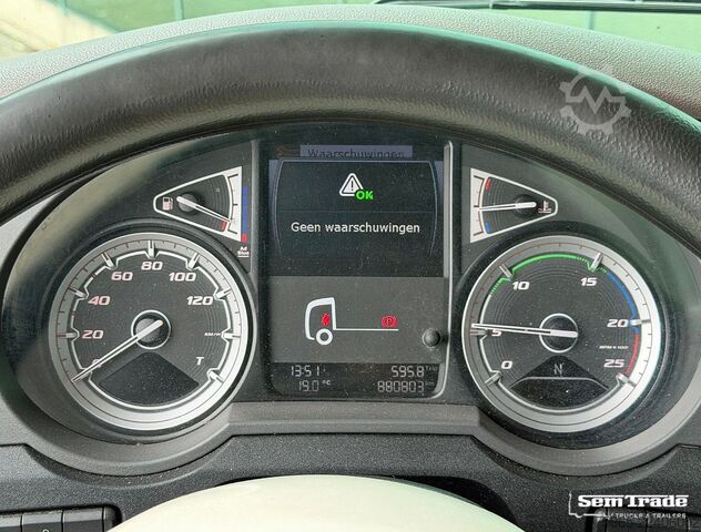 Standard tractor unit DAF XF 430 FT MX13 SPACE CAB PARK AIRCO 881.000 KM S