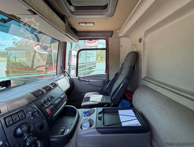 Box truck DAF CF 75.310 EURO 5 FT BURGERS BOX TAIL LIFT AIRCO