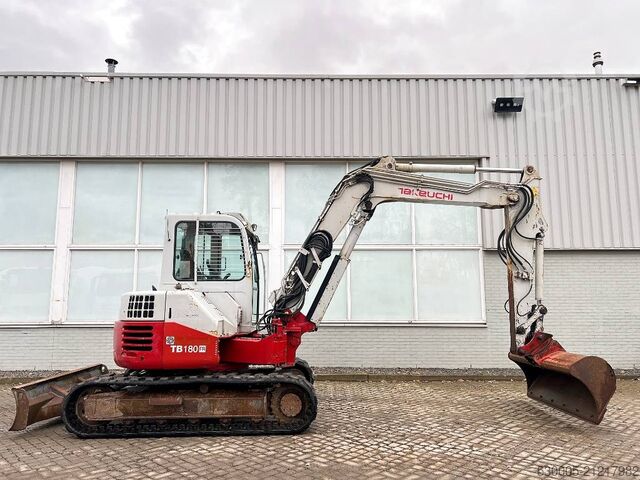 Midi-Bagger Takeuchi TB 180 FR