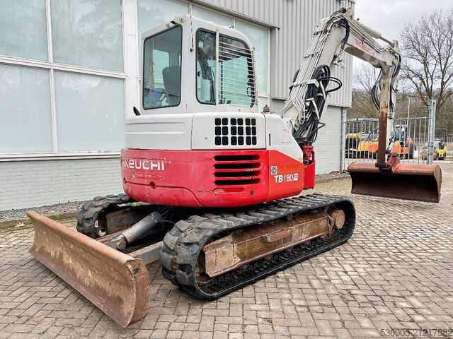 Midi-Bagger Takeuchi TB 180 FR