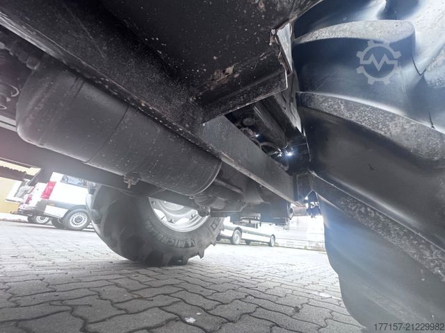 Traktor AGCO MASSEY FERGUSON 6140A, Frontlader, Schneeschild, 40Km/h