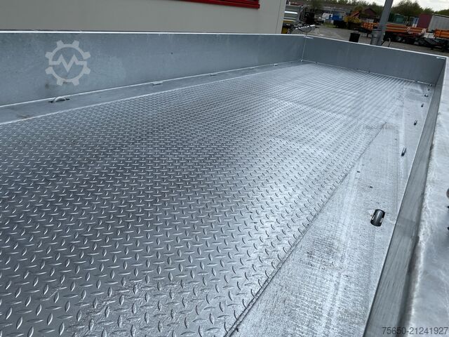 Tieflader Anhänger Möslein TT 11-E6x2 hydr. Rampen  Tieflader für Fräsen breiten hydraulischen Rampen, Neu