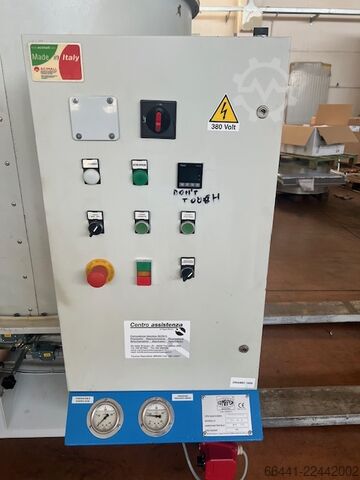 Brikettierpresse mit einer Leistung von 140 kg/h CO.MAT.FER DIN 140 N