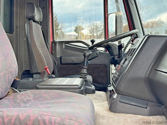 Abschleppwagen IVECO EUROTEC 260E31* Abschleppwagen 7,30m* KRAN