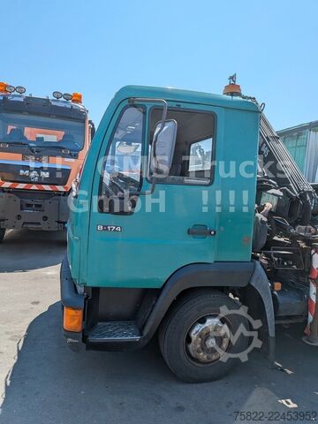 Three-sided tipper truck MAN 8-174 / Hiab 045 Kran / Kipper Meiler