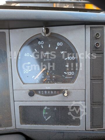 Three-sided tipper truck MAN 8-174 / Hiab 045 Kran / Kipper Meiler