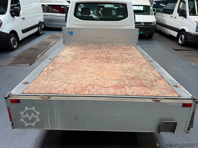 Pick-up van VW T6 Transporter Pritsche Klima AHK 2,5T TÜV NEU