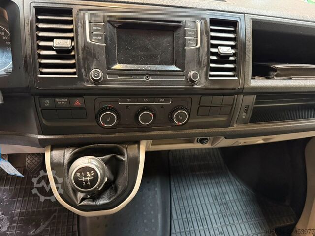 Pick-up van VW T6 Transporter Pritsche Klima AHK 2,5T TÜV NEU