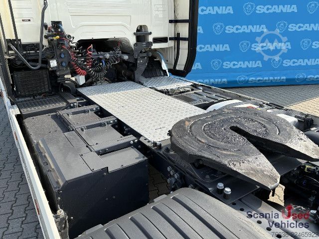 Standard tractor unit Scania G 360 A4x2NA 8T HYBRID PARK AIRCO