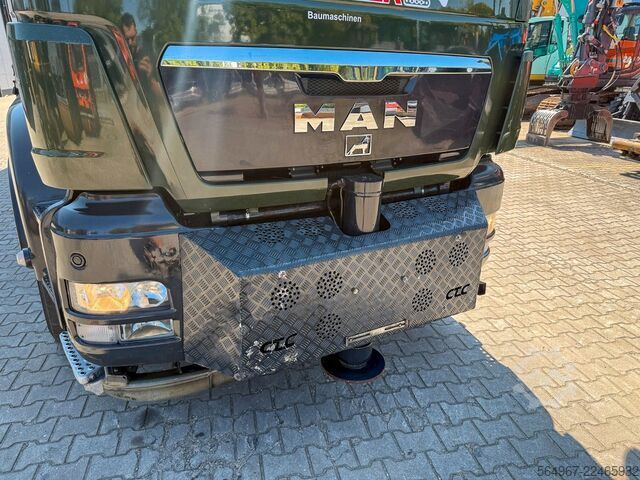 Standard tractor unit MAN TGS 35.480 Kran mit Wechselsys. SZM