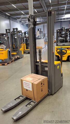 Pallet Stackers Jungheinrich EJC 214 5.35m/ Li-Ion/ 1025h