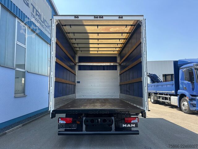 Curtain sider van MAN 8.220 TGL BL Schiebeplane Hecktüren 4.10m