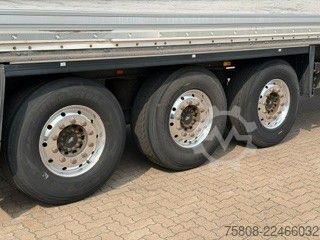 Box semitrailer SCHMITZ CARGOBULL SKO 24 / 13,62 FP25 Iso Alufelgen Lift