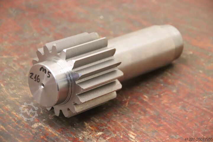 Zahnradwelle unbekannt Ø 95 x 243 mm / 22 Zähne