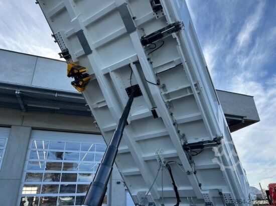 Dreiseitenkipper LKW MAN TGS 35.520 3-SEITENKIPPER, 8X4,  MEILLER-KIPPER, BORDMATIK, AUTOMATIK, E6, RETARDER