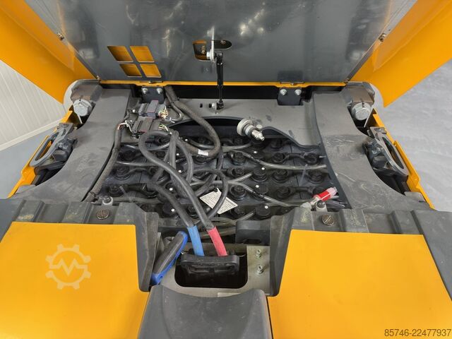 EKS 210 - Rail Guidance!! Cabin 1000MM!! JUNGHEINRICH EKS 210 - Rail Guidance !! Cabin 1000 MM !!