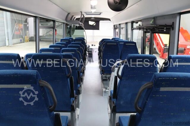 Intercitybus Iveco Crossway 10.8m  / Manual / préparation lift