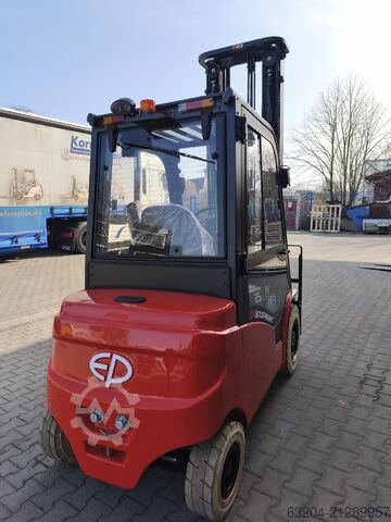 Elektro 4 Rad-Stapler EP EFL253P